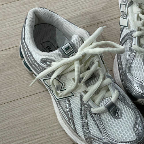 뉴발란스 1906R 실버 메탈릭 씨 솔트 M1906REE photo review