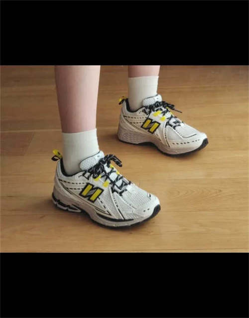 뉴발란스 x 가니 1906R 블레이징 옐로우 M1906RGA photo review