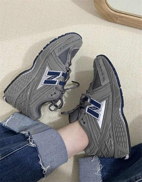 뉴발란스 1906R 올리브 M1906RS photo review