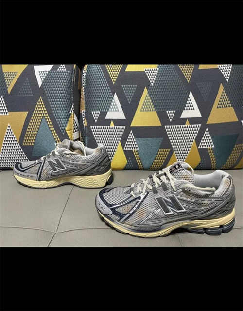 뉴발란스 x 디스이즈네버댓 1906R 2022 다운타운 런 M1906RTI photo review