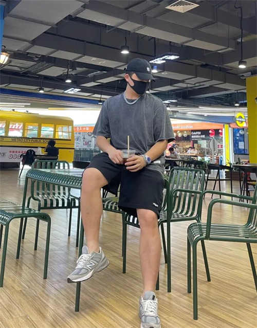 뉴발란스 990v5 메이드 인 USA 그레이 - 6E XX와이드 M990GL5 photo review