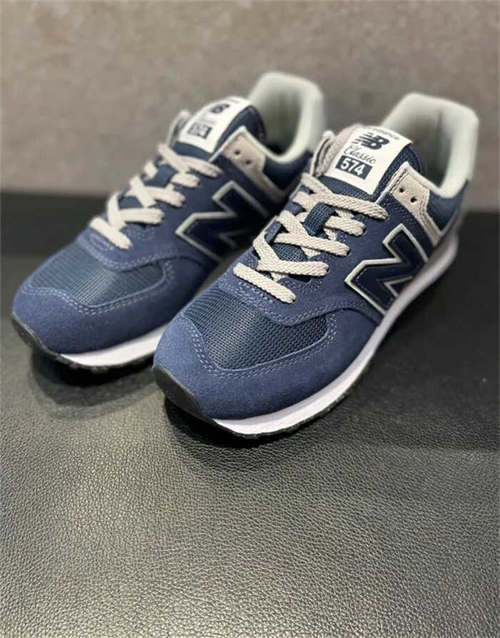 뉴발란스 574 네이비 - D 스탠다드 ML574EVN photo review